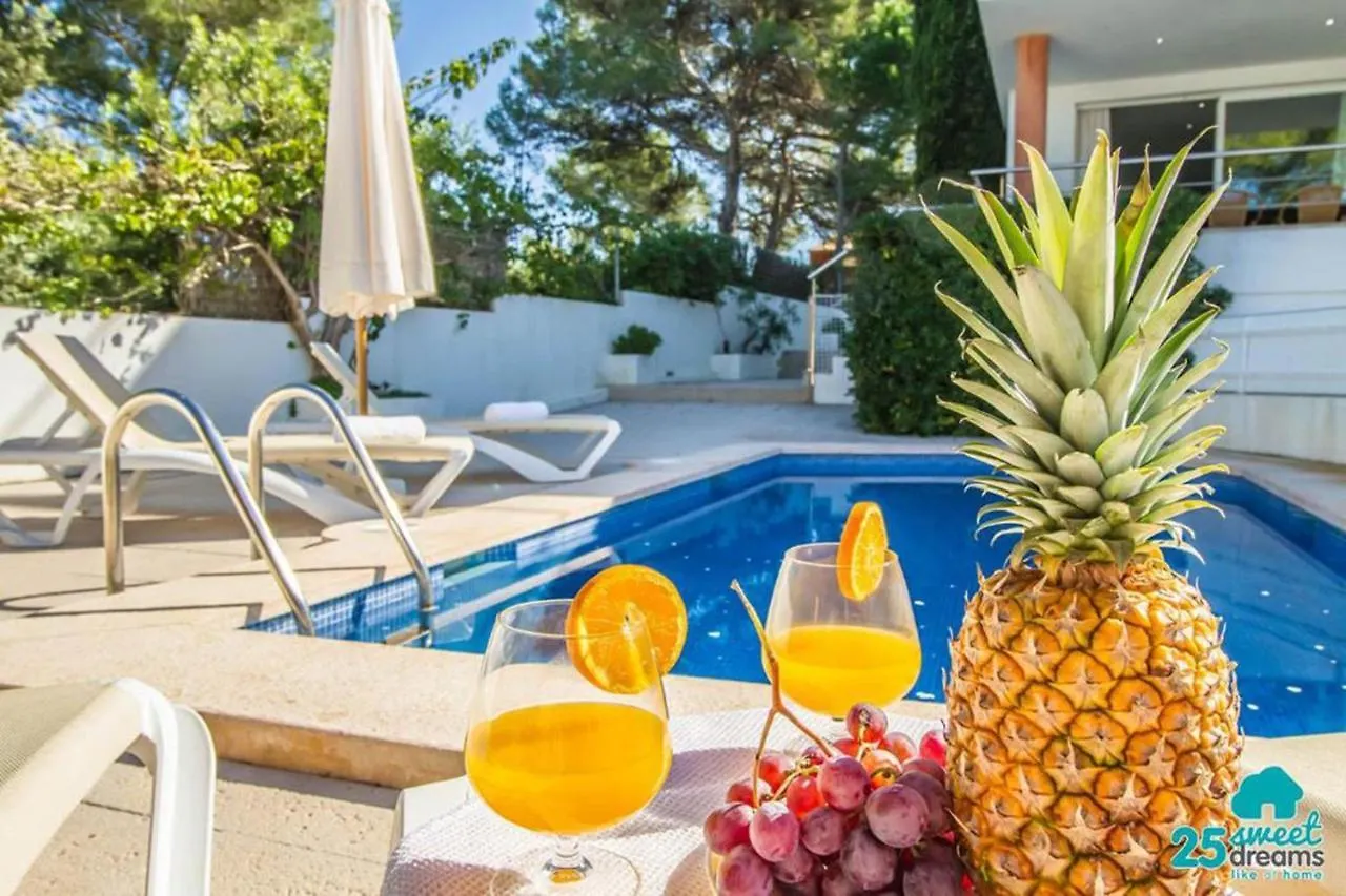 Villa Violeta For 8 With Swimming Pool And Beach Views Alcudia Spanyolország