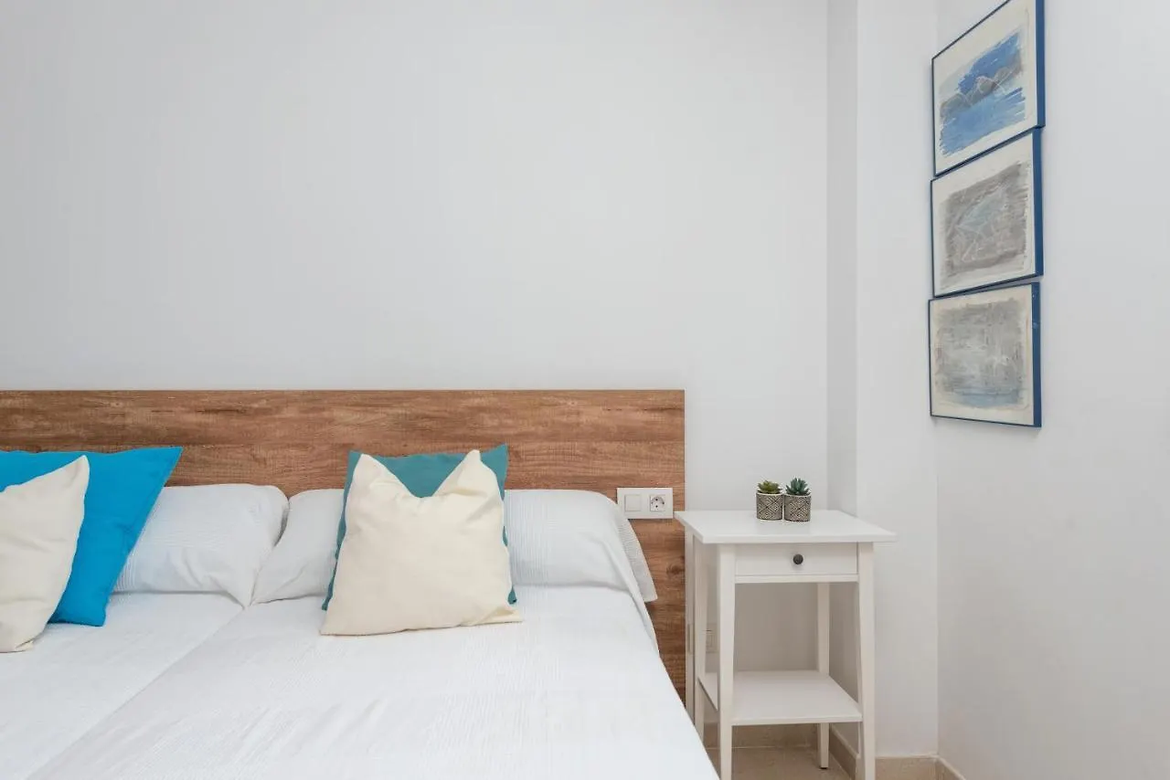 Villa Violeta For 8 With Swimming Pool And Beach Views Alcudia  Spanien
